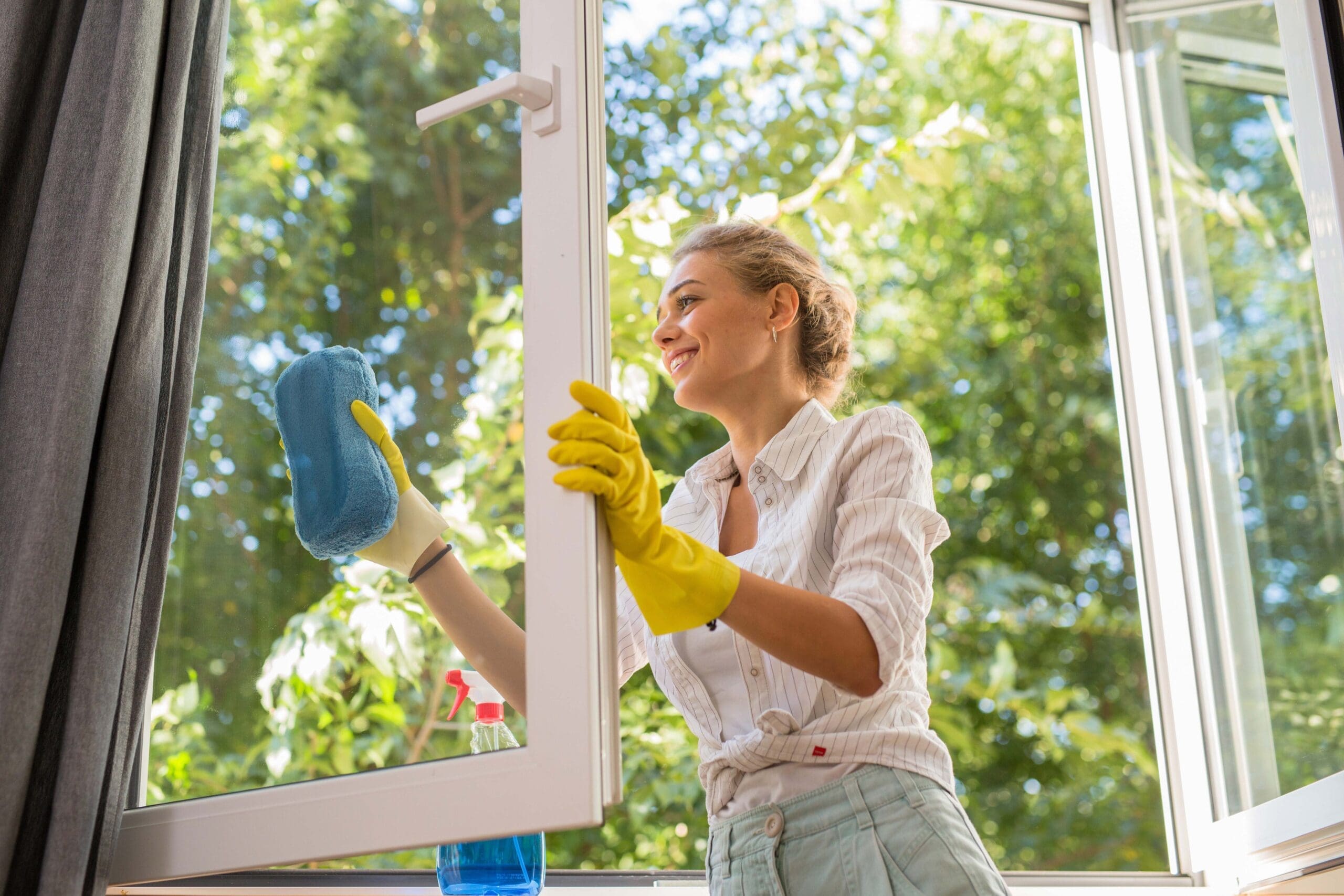 How to Clean Your Home Without Triggering a Migraine